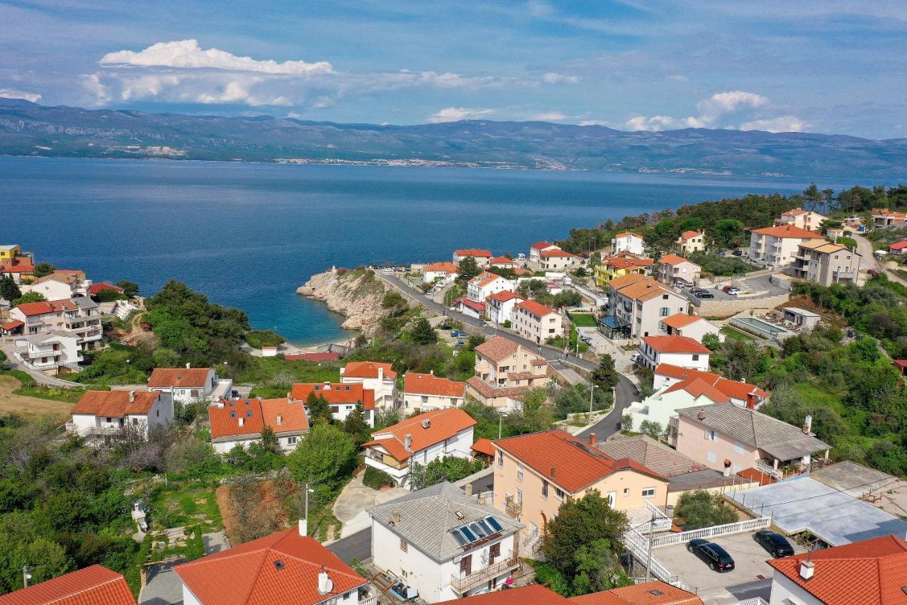 Moro Vrbnik Apartment Екстериор снимка