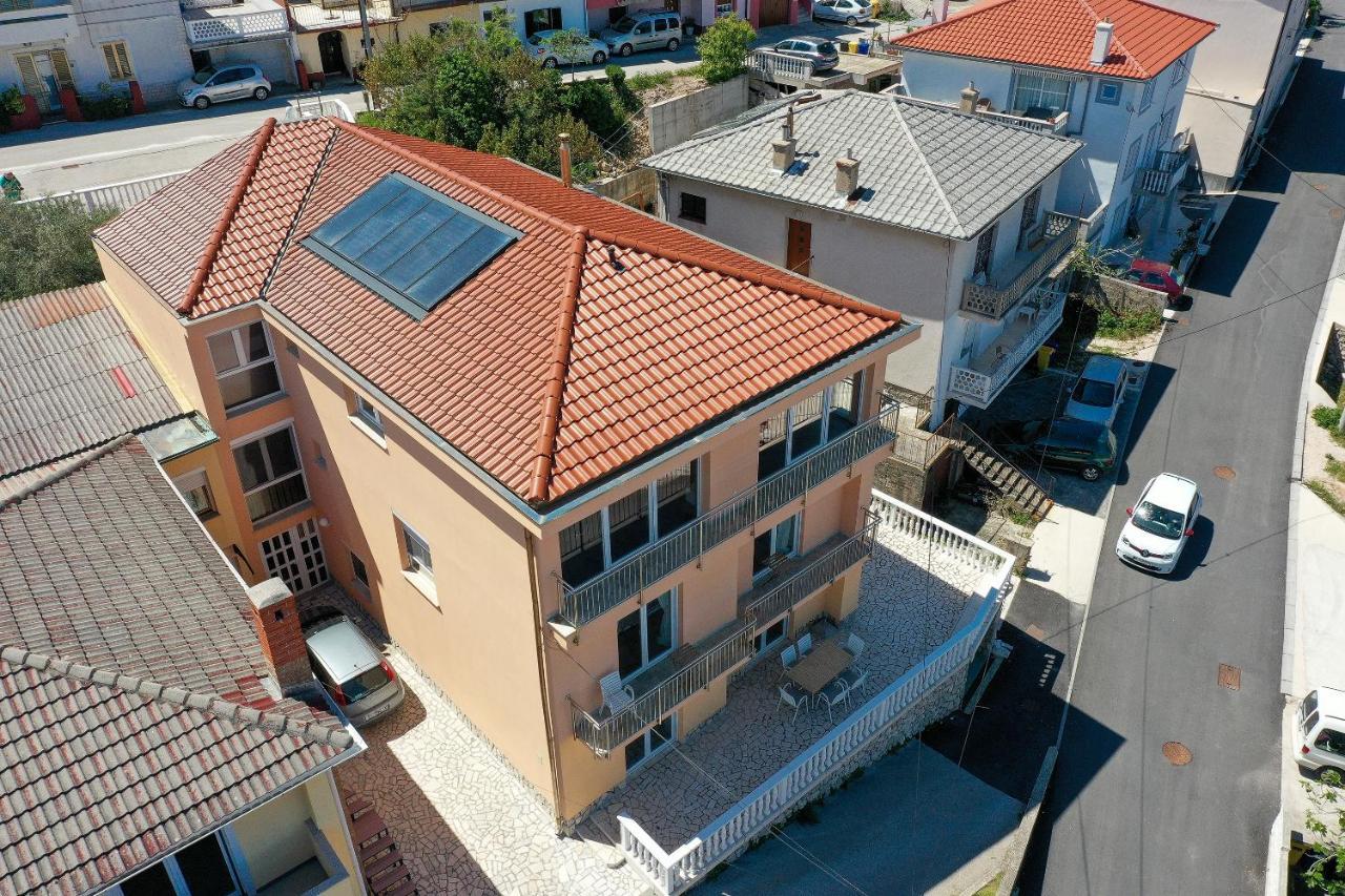 Moro Vrbnik Apartment Екстериор снимка