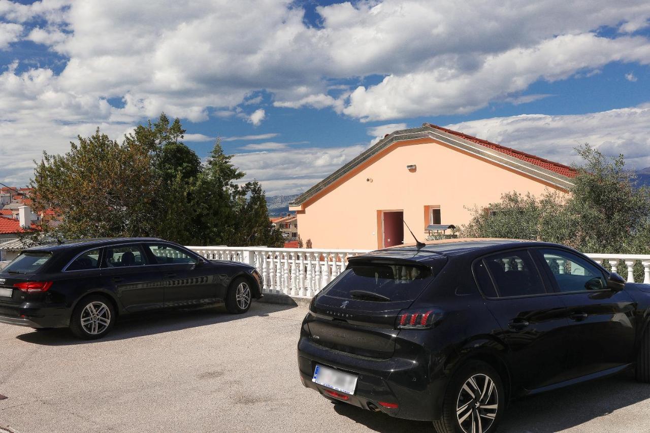 Moro Vrbnik Apartment Екстериор снимка