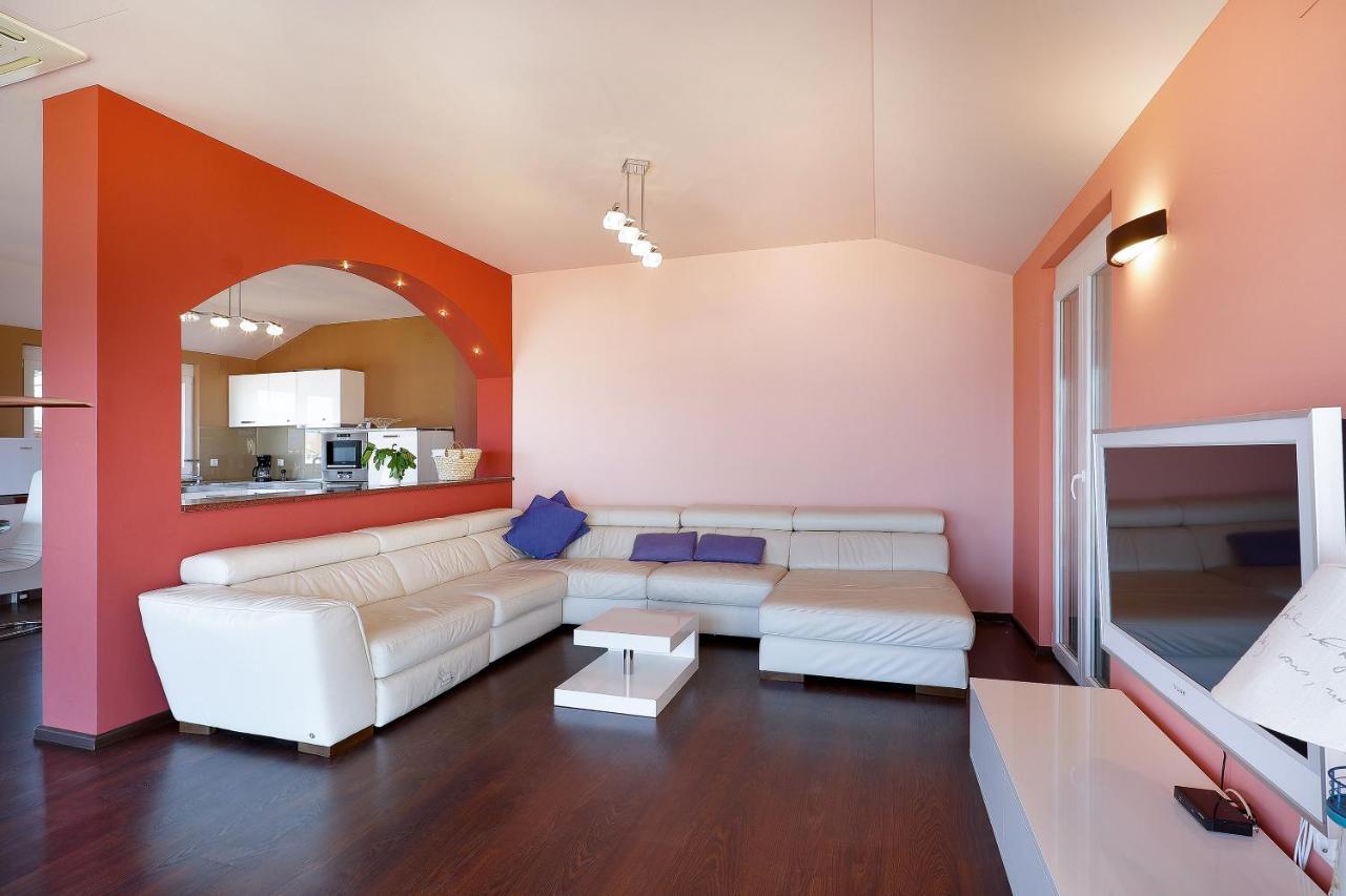 Moro Vrbnik Apartment Екстериор снимка
