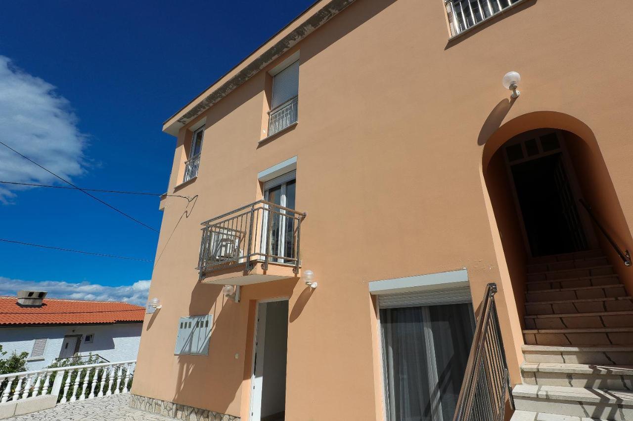 Moro Vrbnik Apartment Екстериор снимка