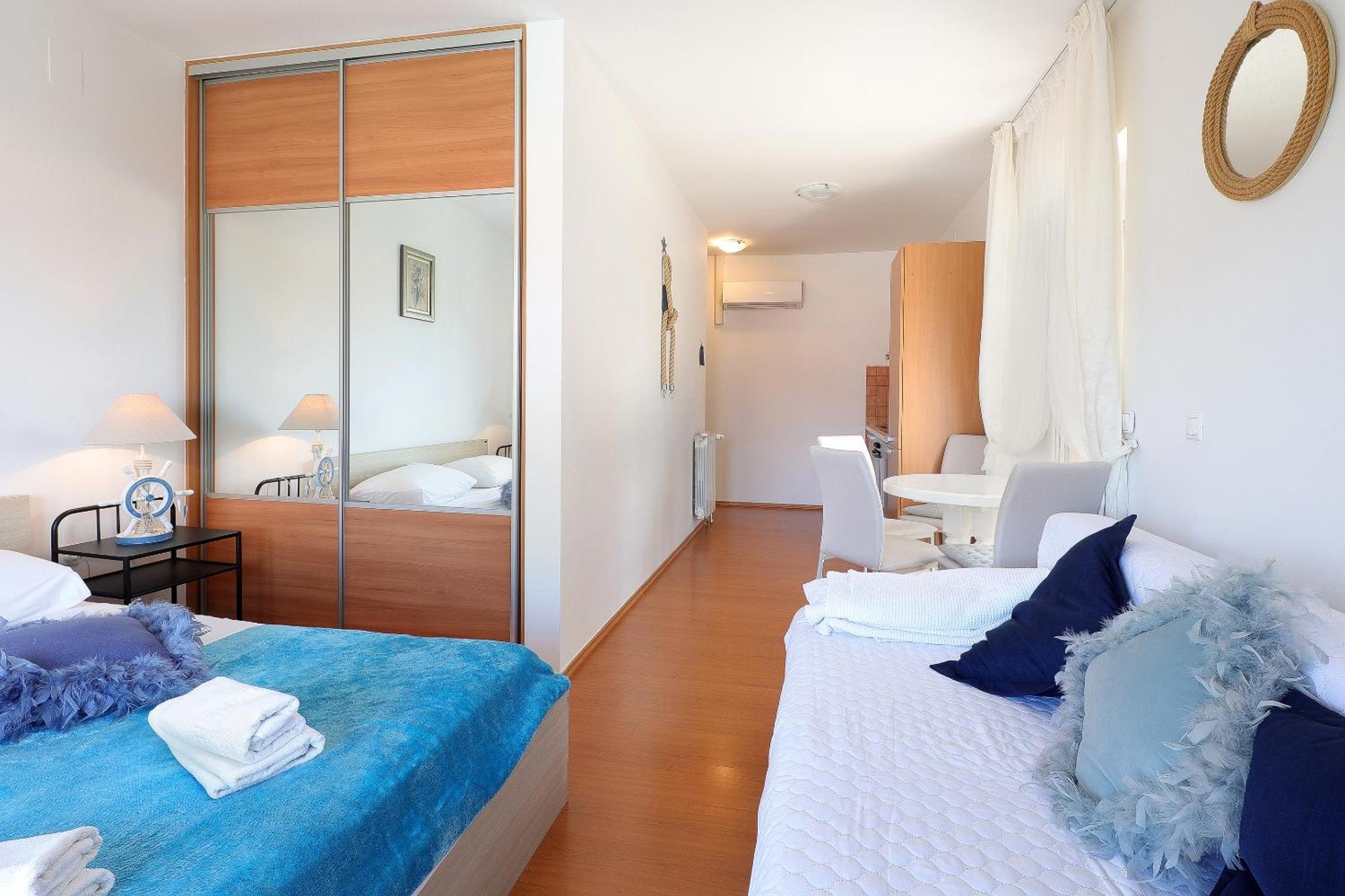 Moro Vrbnik Apartment Екстериор снимка