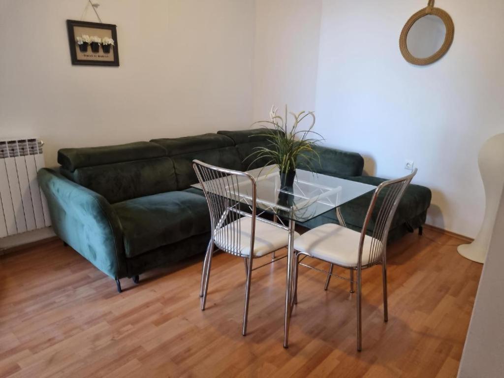 Moro Vrbnik Apartment Екстериор снимка